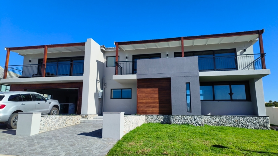 4 Bedroom Property for Sale in Blue Waters Estate Eastern Cape